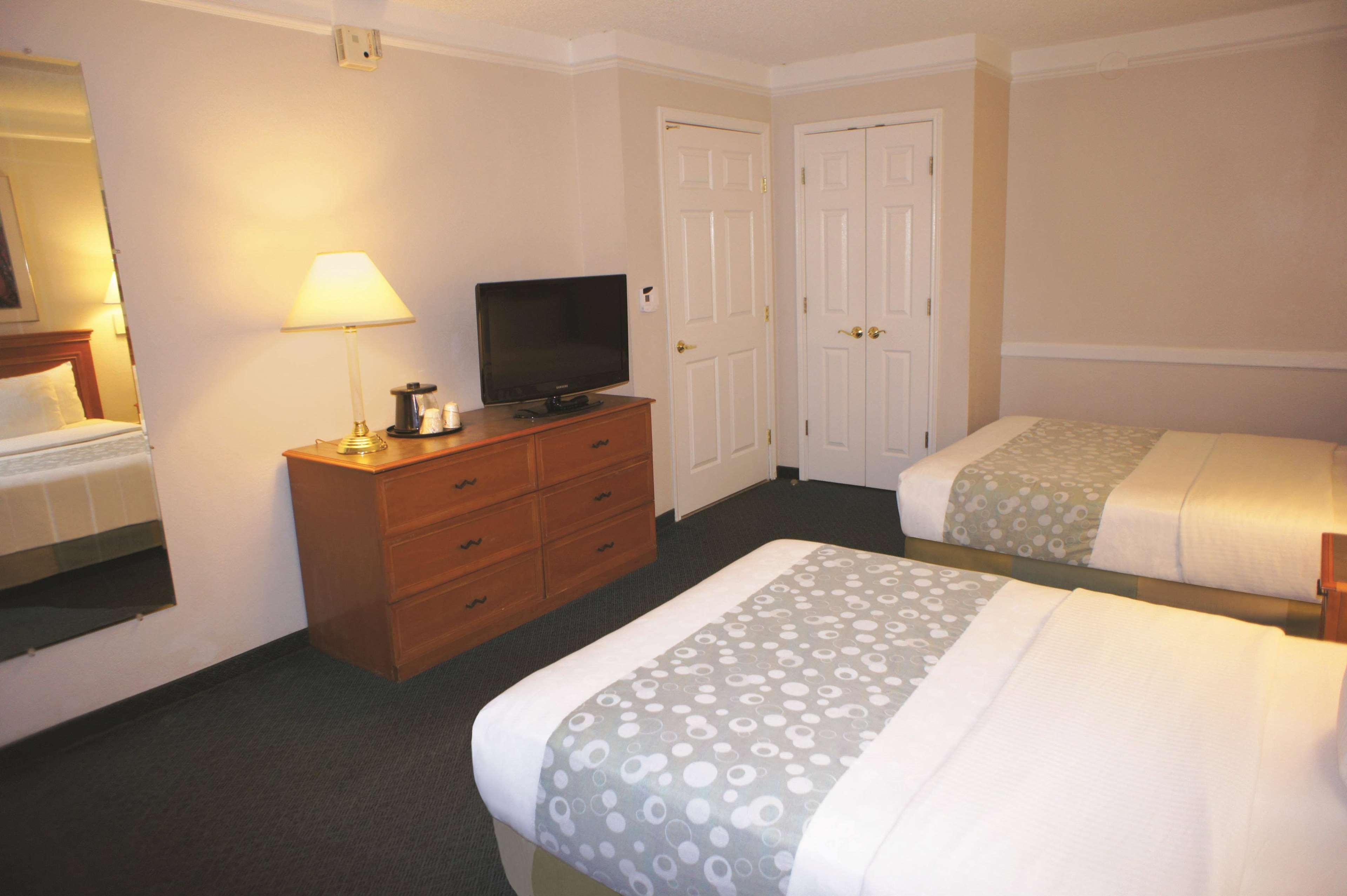La Quinta By Wyndham Hotel
